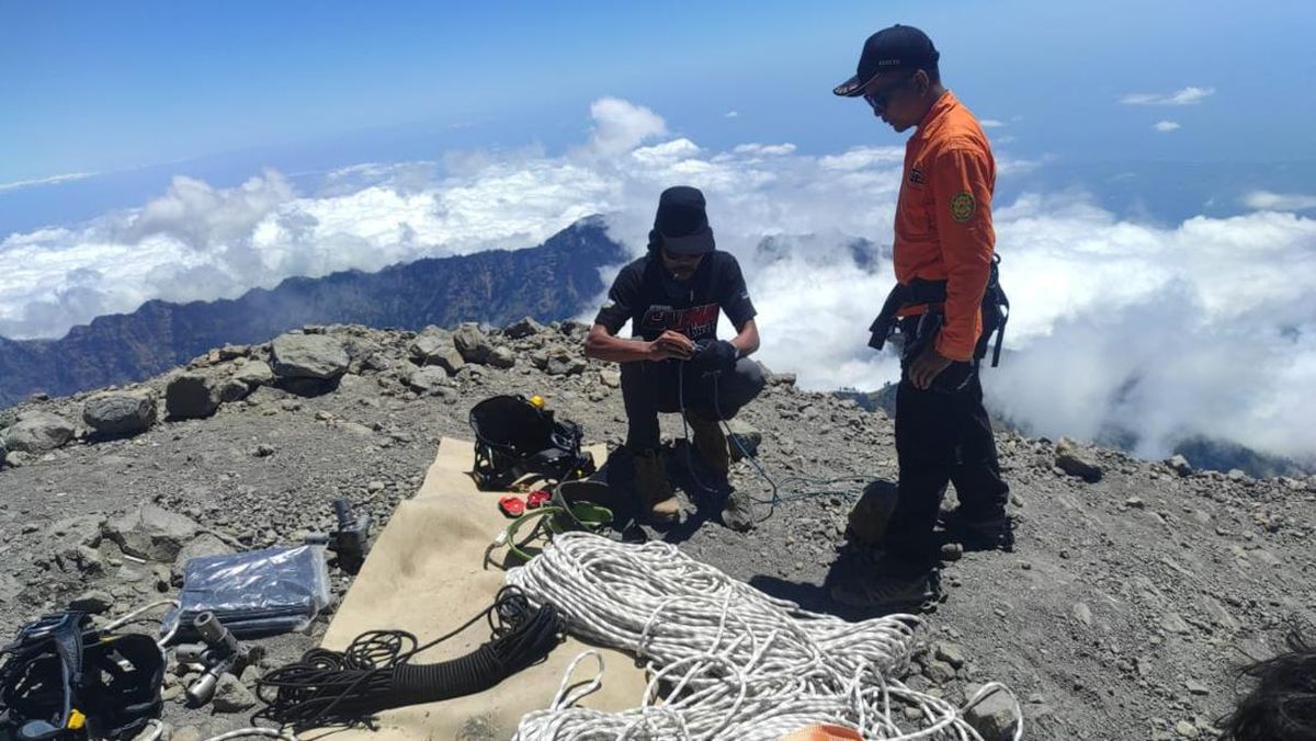 Cuaca Ekstrem Menjadi Penghalang Proses Evakuasi di Rinjani